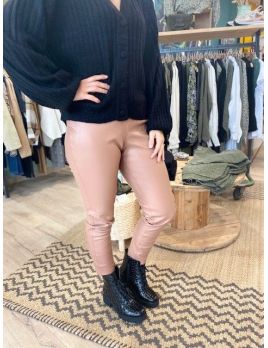 Legging en simili cuir