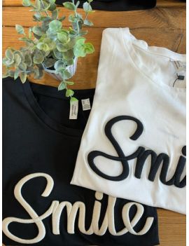 Tee-shirt à message smile