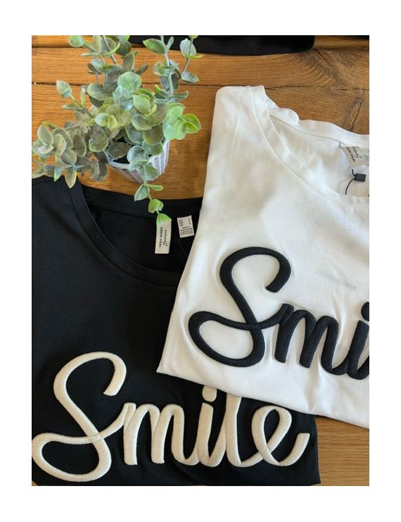 Tee-shirt à message smile