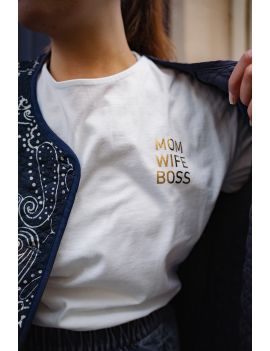 Tee-shirt à message Mom Wife Boss